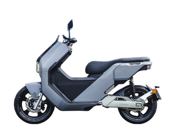 Ecooter E5 Lite moto electrica ciclomotor bateria NQi ‎UQi  ‎MQi  ‎MQi+ pusa puma niu ecomobility green world nuuk silence