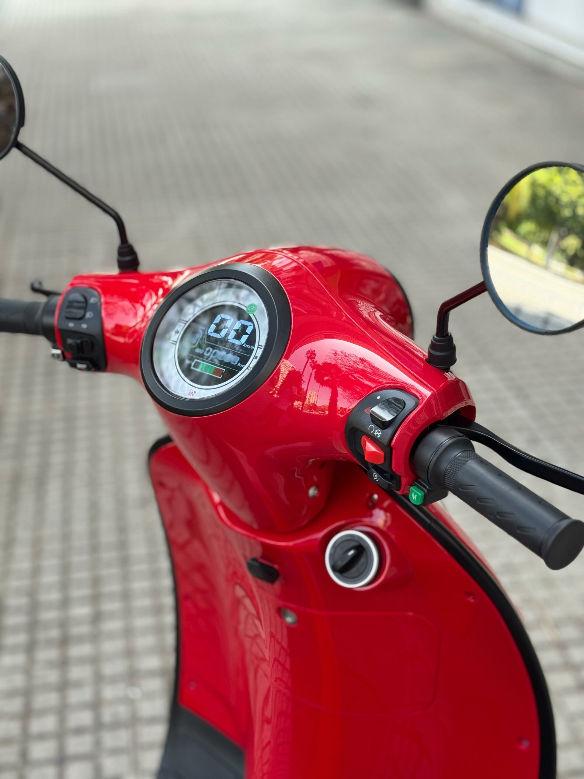 Velca Calima S Motocicletas 125-E moto electrica bateria Velca Calima S moto electrica ciclomotor bateria NQi UQi MQi MQi+ pusa puma niu ecomobility green world nuuk silence