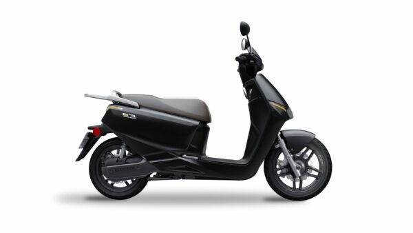 Ecooter E3 R moto electrica ciclomotor bateria NQi ‎UQi  ‎MQi  ‎MQi+ pusa puma niu ecomobility green world nuuk silence