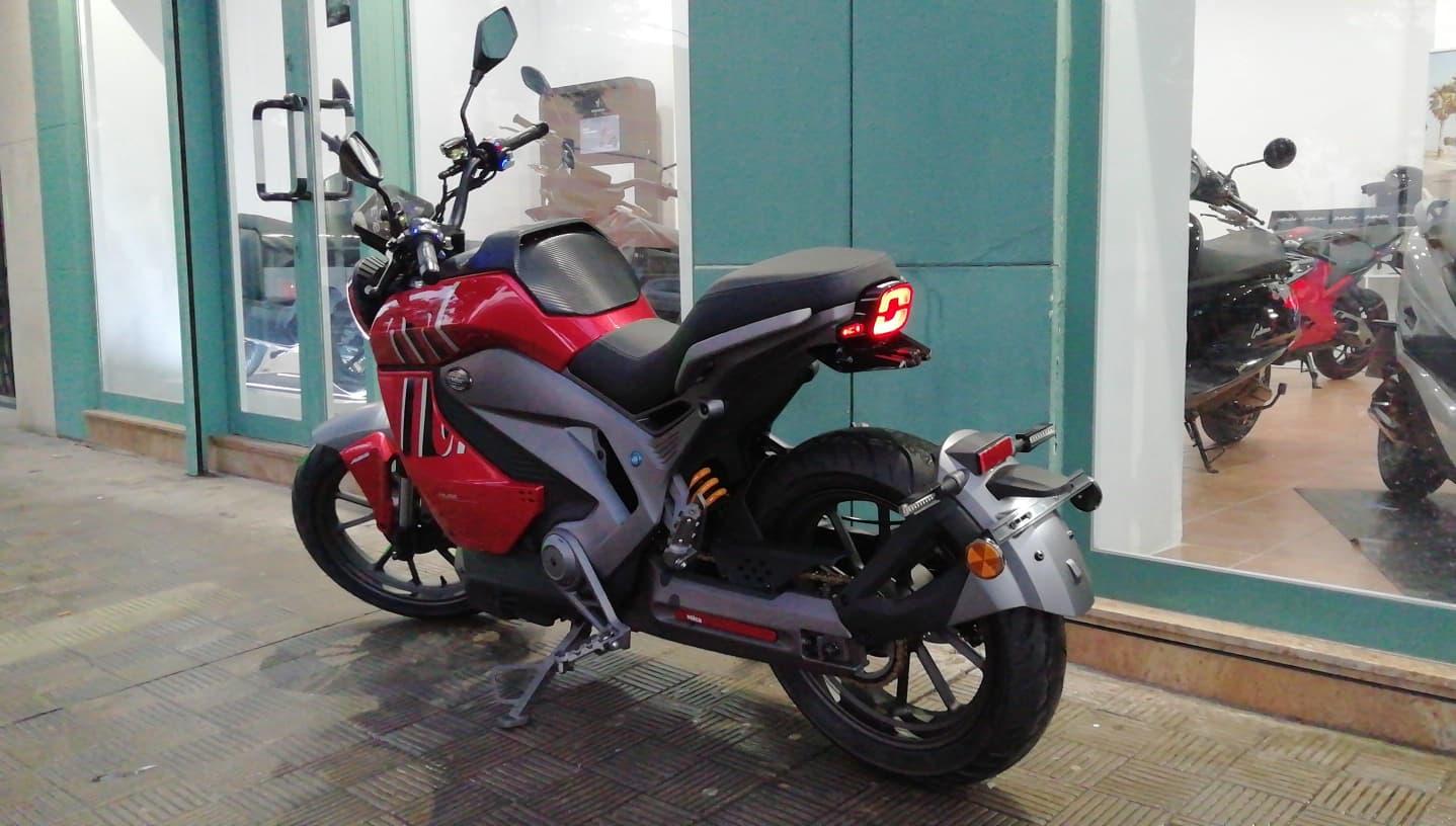 Velca Nude Motocicletas 125-E moto electrica bateria Velca Nude moto electrica ciclomotor bateria NQi UQi MQi MQi+ pusa puma niu ecomobility green world nuuk silence